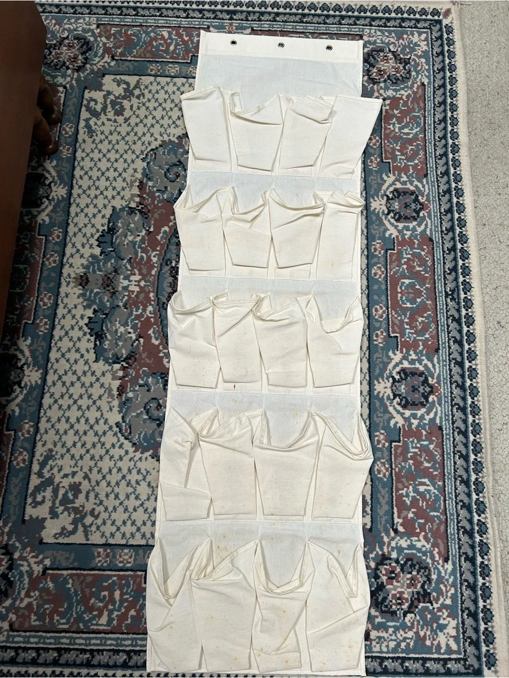 Canvas On the Door or on the wall 20 Pocket Organizer — Cream. been in storage.